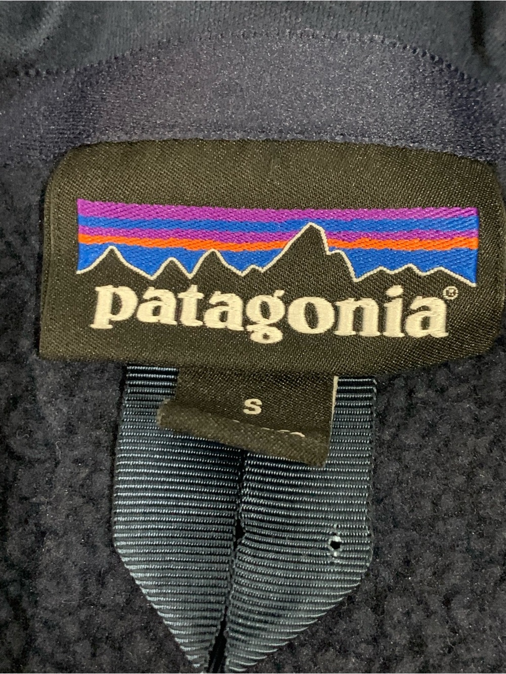 Patagonia Navy Blue Knit Patch Vest with Multicolor Logo - Picture 7 of 8